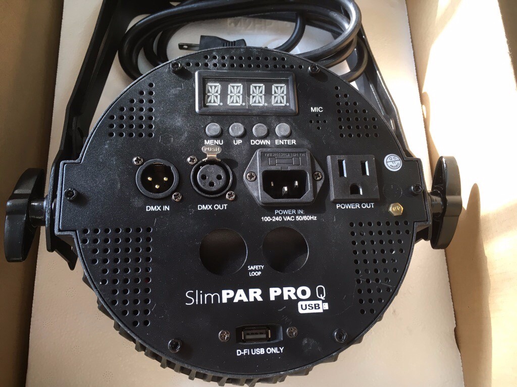 Chauvet DJ SlimPAR Pro Q USB Wireless DMX RGBA LED Wash Light