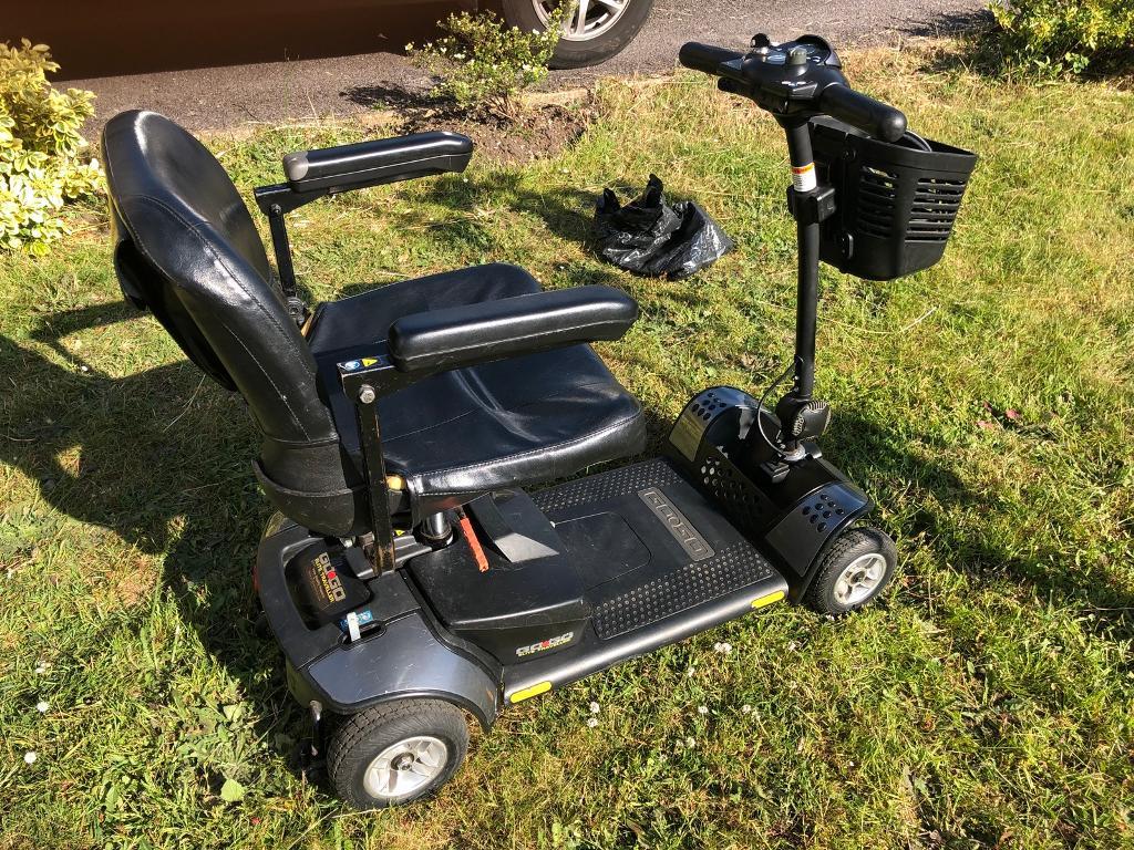 GoGo Elite Traveller LX Mobility Scooter New Batteries | in Hamble