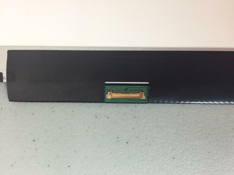 Lcd 17.3