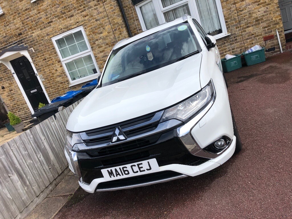 Mitsubishi, OUTLANDER, Estate, 2016, Other, 1998 (cc), 5 doors in