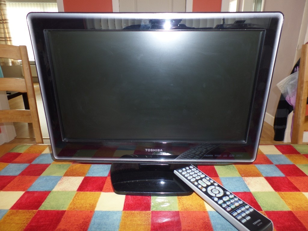 Toshiba LCD TV DVD combo 19DV615DB in Falkirk Gumtree