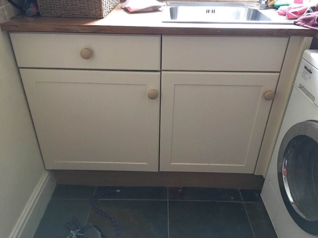 Cream Magnet Kitchen Cabinets In Guildford Surrey Gumtree