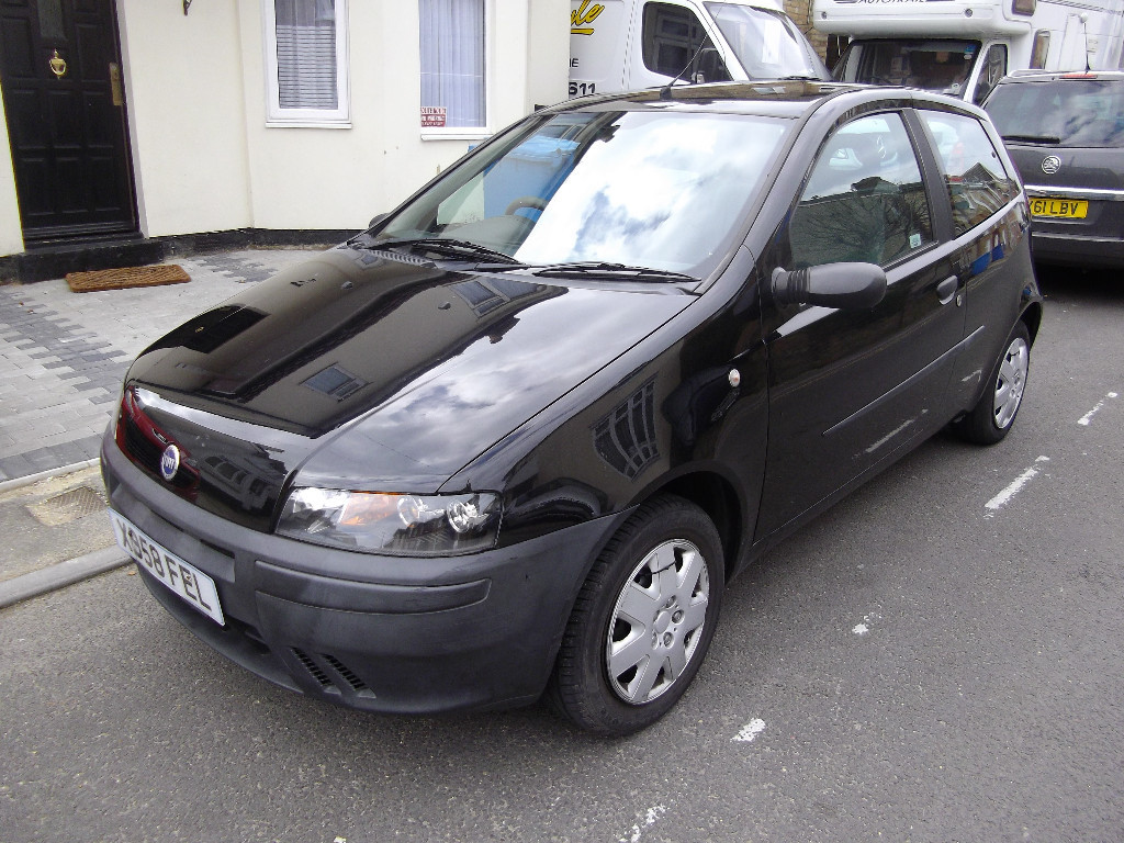 FIAT PUNTO 1.2 2000 X REG NEW MOT