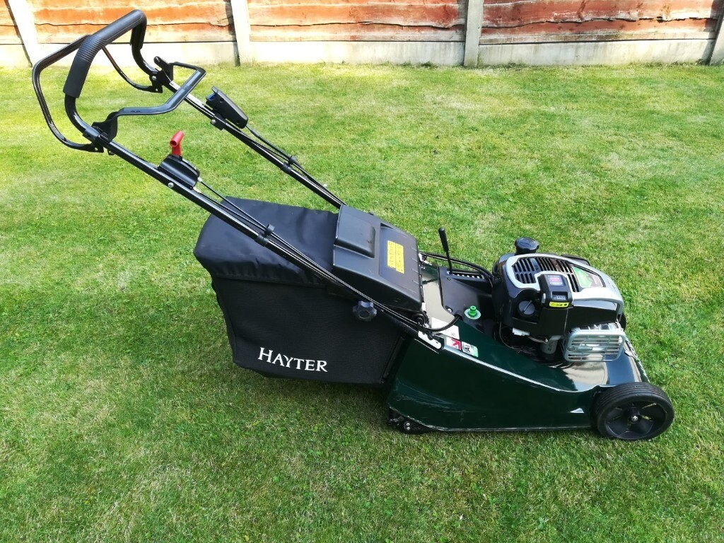 Hayter Harrier 41 VS ES Instart. Briggs and Stratton engine. Self
