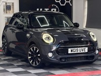 2019 MINI Hatch 2.0 Cooper S Exclusive Steptronic Euro 6 (s/s) 3dr Hatchback Pet