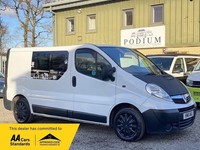 2011 Vauxhall Vivaro 2.0 2700 CDTi with SWIVEL SEAT—D.BED—SINK—ELECTRICS Van Con