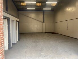 image for Unit to let / workshop / storage / warehouse  - 🚘 car repairs allowed 