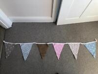 Bunting x14 bundles of different lengths 