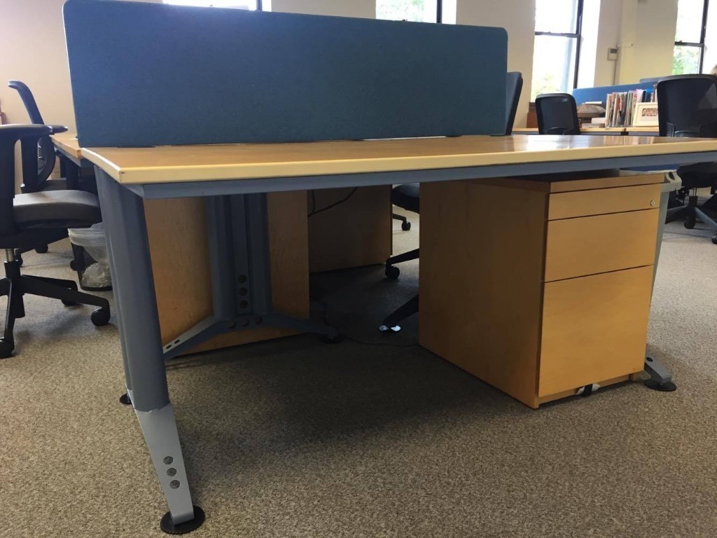 Professional Office Desk Furniture Set with Drawers in Sale