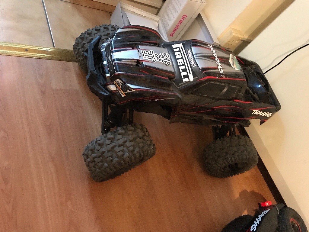 Traxxas x maxx 8s | in Egham, Surrey | Gumtree