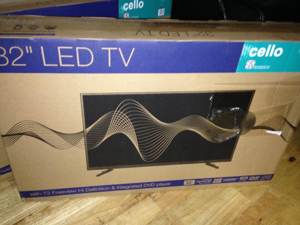 32" Cello. LED Flat Screen TV with FREEVIEW in DVD Player in Bolton