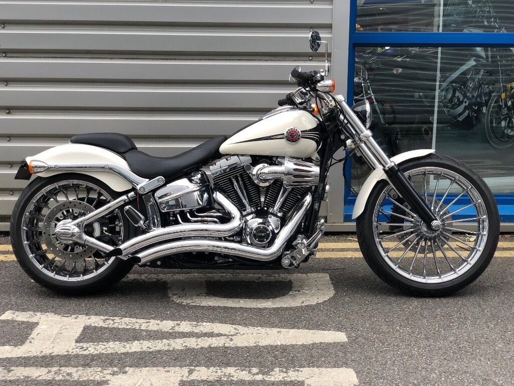  Harley  Davidson  Breakout FXSB 103 in Plymouth Devon 