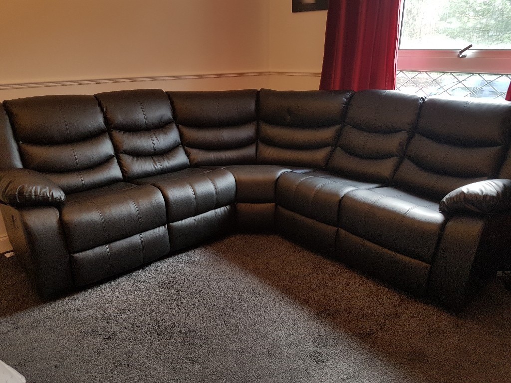 (BRAND NEW) CORNER LEATHER RECLINER SOFA in Stirling Gumtree