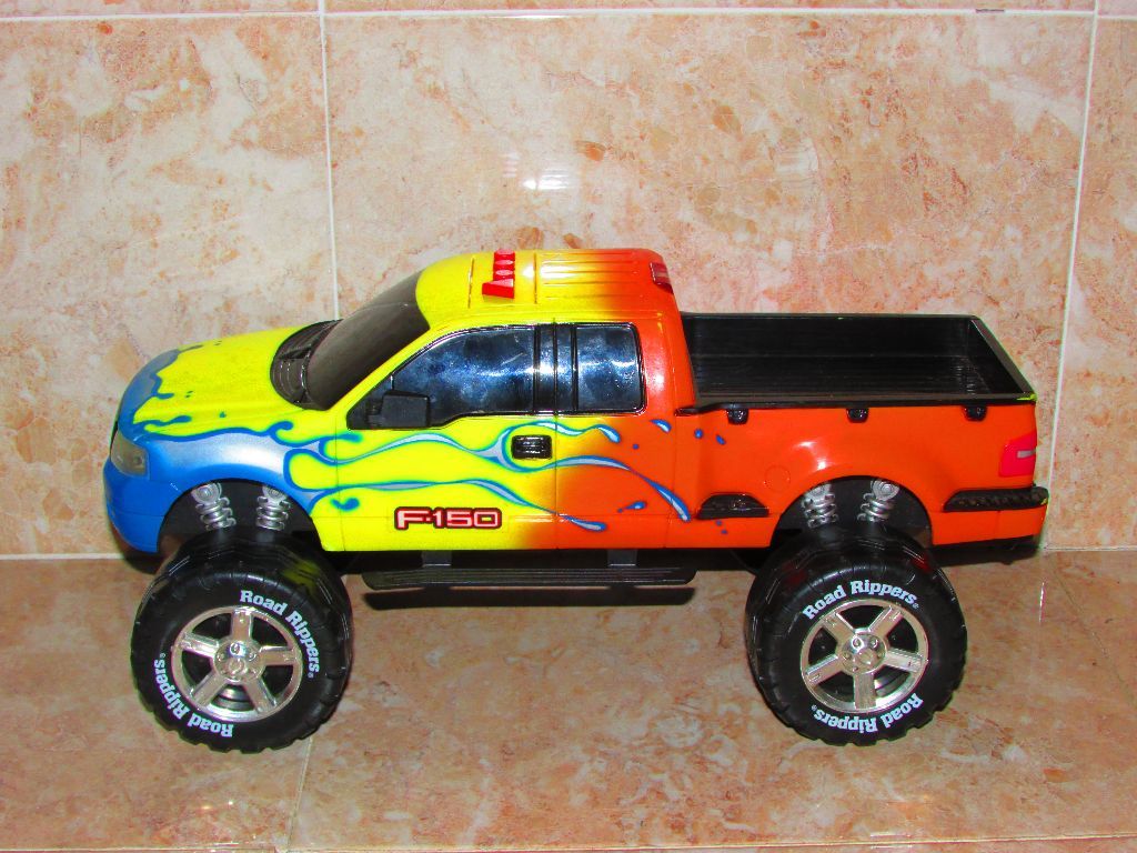 Машина road rippers