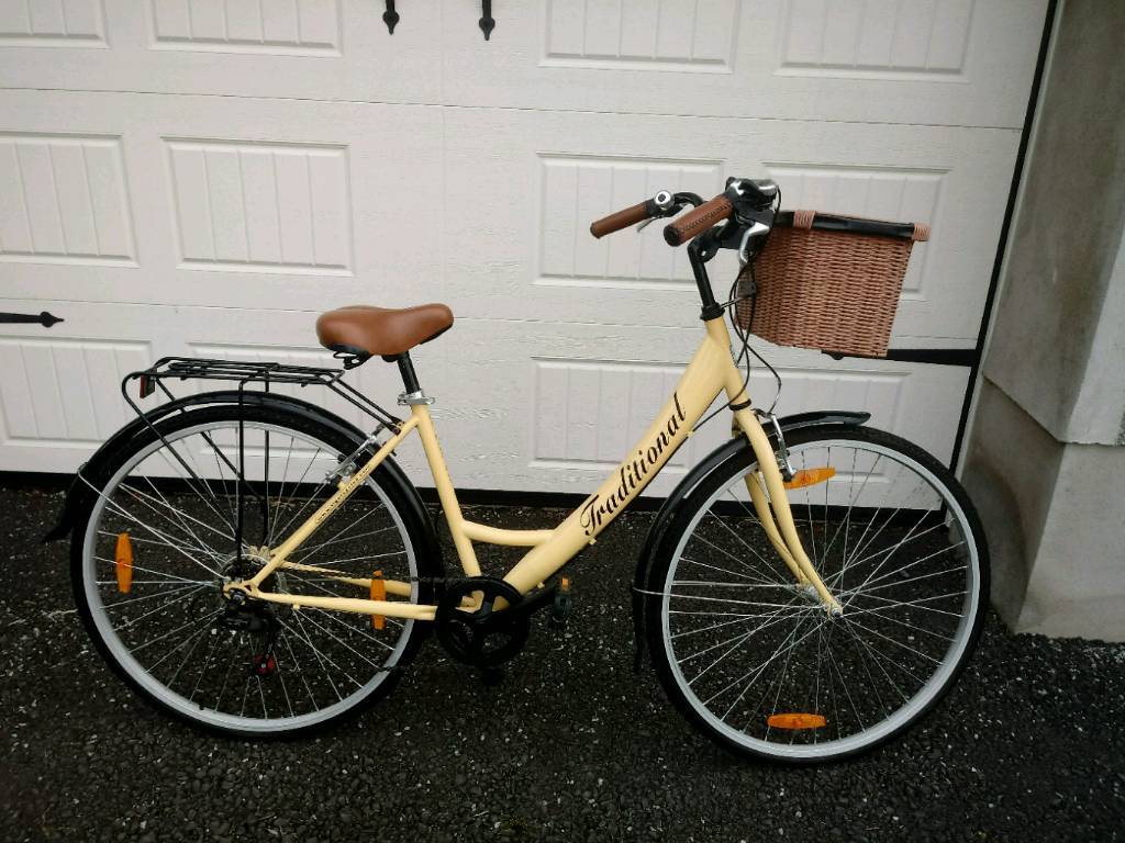 women's traditional bike