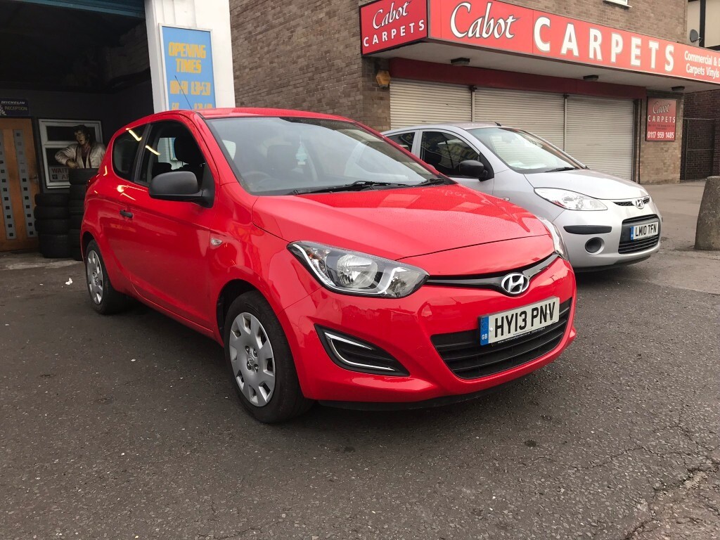 Hyundai I20 Red 1.2 Petrol Manual 3 Door Hatchback 2013