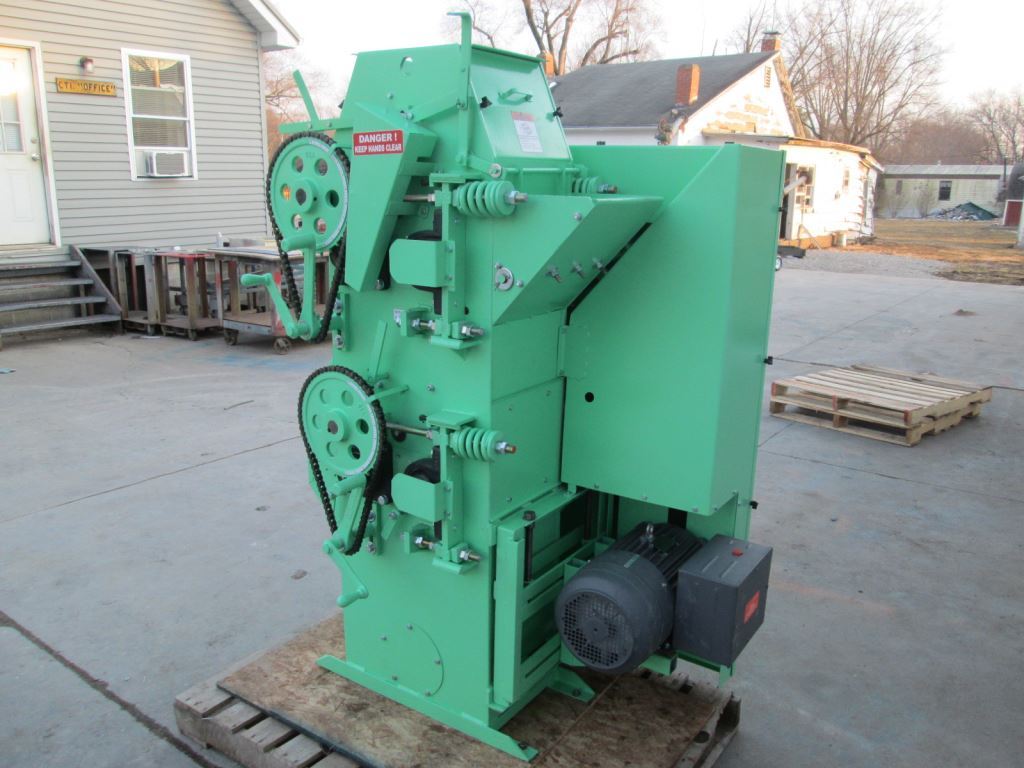 Roskamp 9X12 two pair high roller mill ( single Phase )
