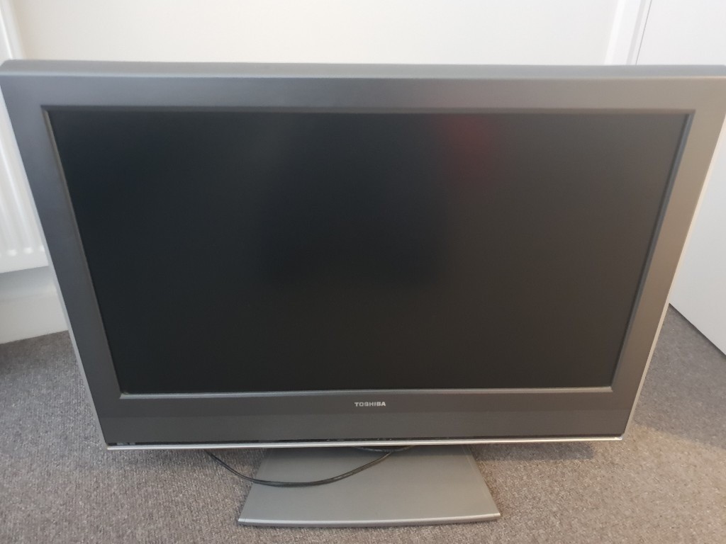 Slimline Toshiba 32 Inch Silver TV | in Kilburn, London | Gumtree