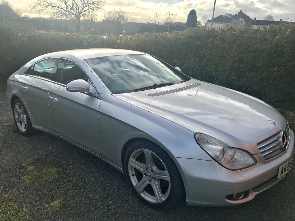 MERCEDES BENZ CLS 320 CDI 7G TRONIC FULLY LOADED MODEL FULL SERVICE HISTORY  MOTED