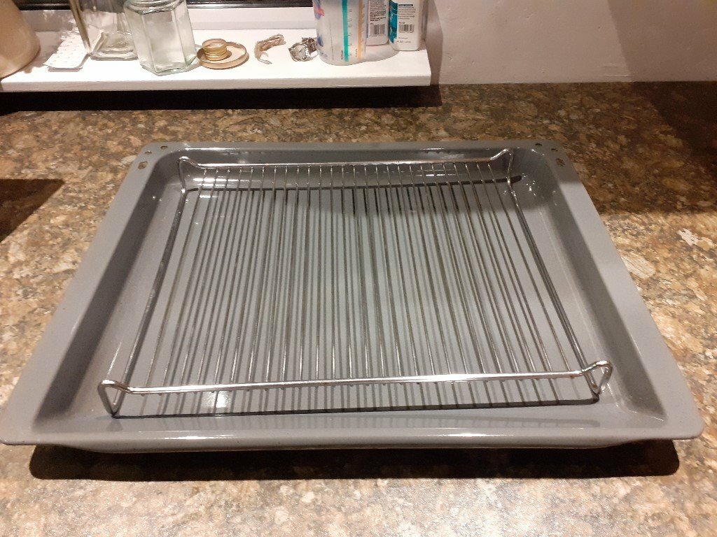 Neff Enamelled Grill Pan 465x377mm, excellent condition in Devizes