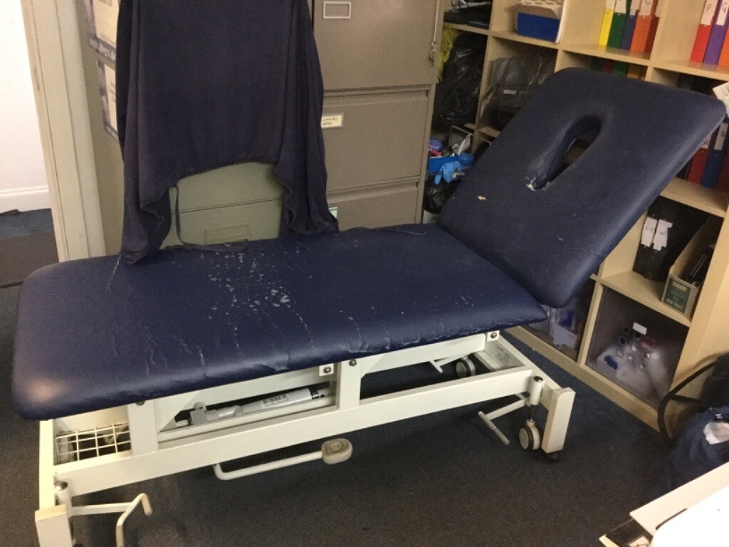 Hydraulic Beauty Physio Couch In Broughty Ferry Dundee Gumtree