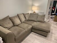 Excellent condition 4 seater L shaped sofa 