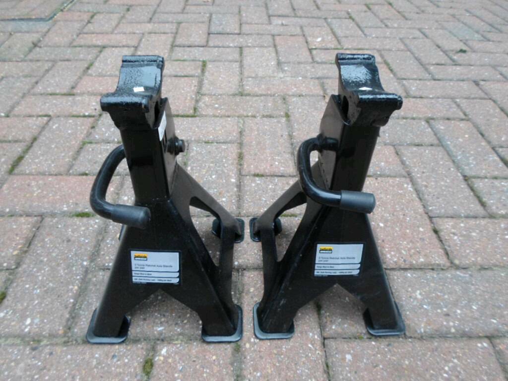 Halfords jack and axle stands in Bradwell, Norfolk Gumtree