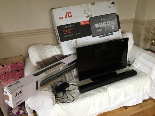 Jvc 32 Inch Led Smart Tv With Jvc Soundbar Boxed In