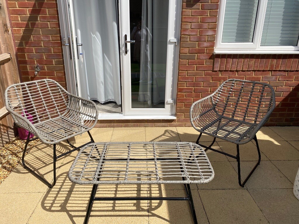 2 Rattan garden chairs and matching table | in Andover, Hampshire | Gumtree