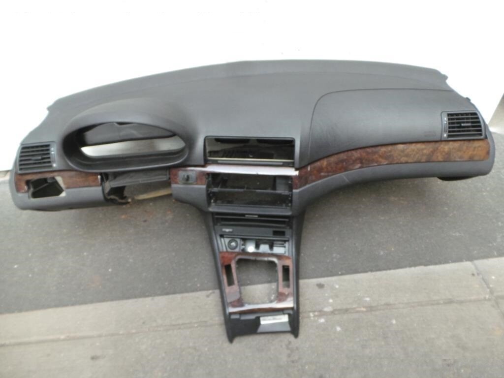 Left hand drive European dashboard, teak effect trim and centre console