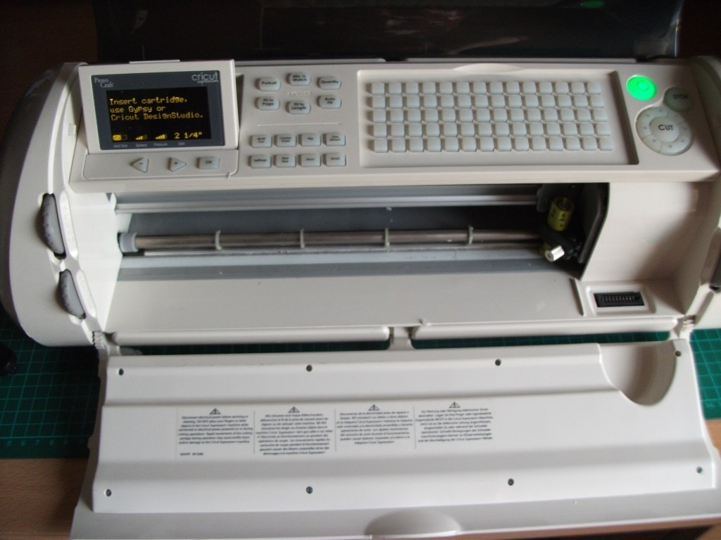 Cricut Expression & 12 Cartridges in Nelson, Merthyr Tydfil Gumtree