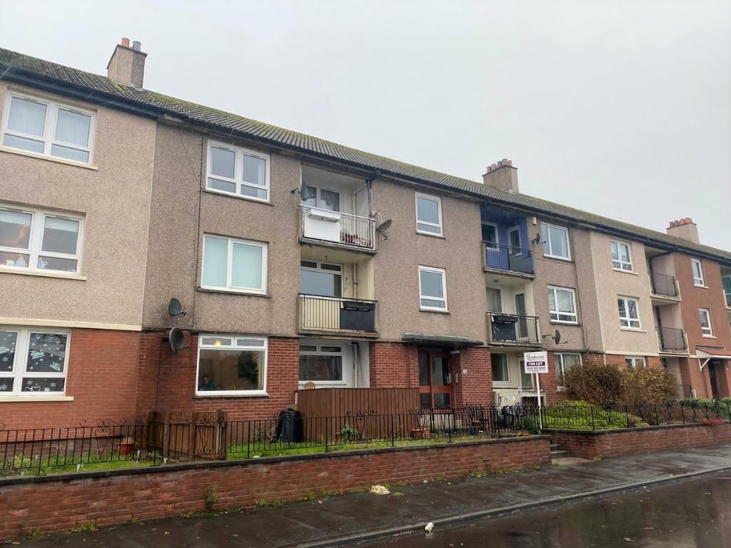 2 bedroom flat in Garscadden Road South, Knightswood, Glasgow, G13 4PS