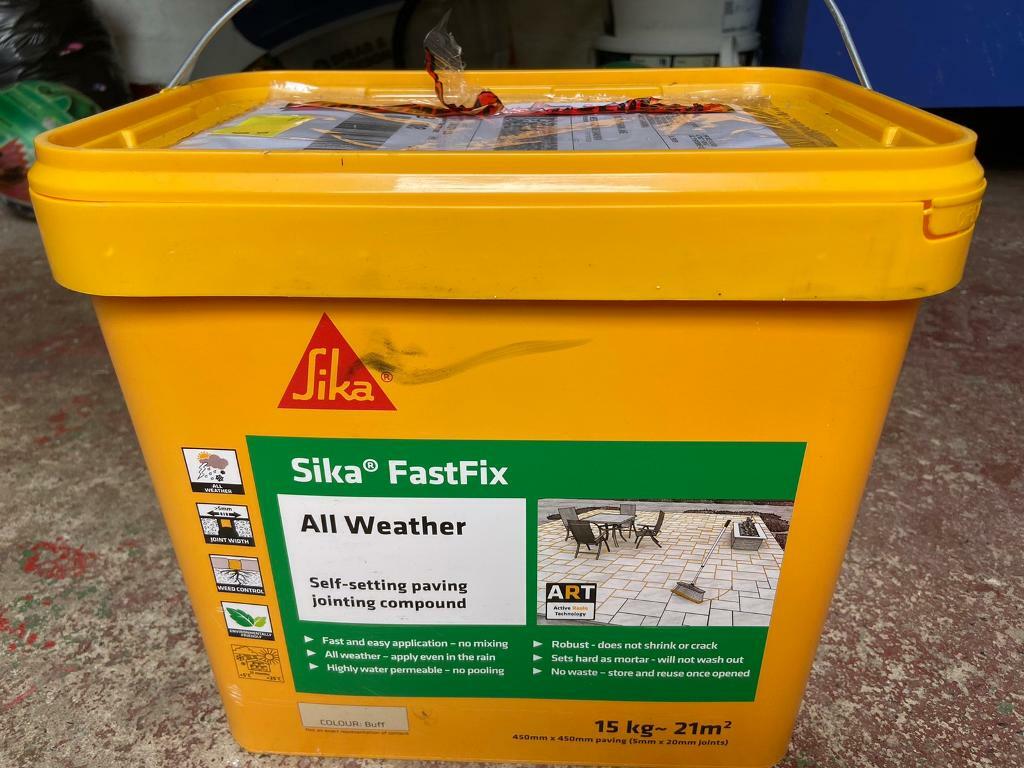 Sika fast fix all weather self settling paving jointing compound in
