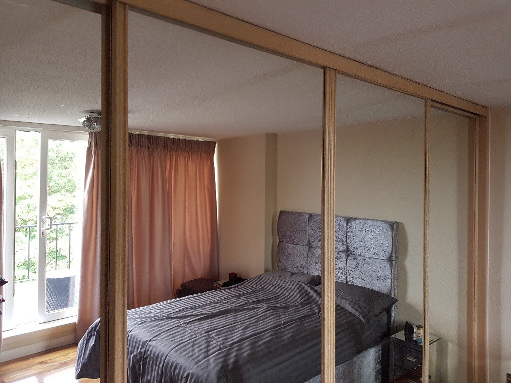 4 Sliding Door Built In Mirrored Wardrobe Doors In Clifton Bristol