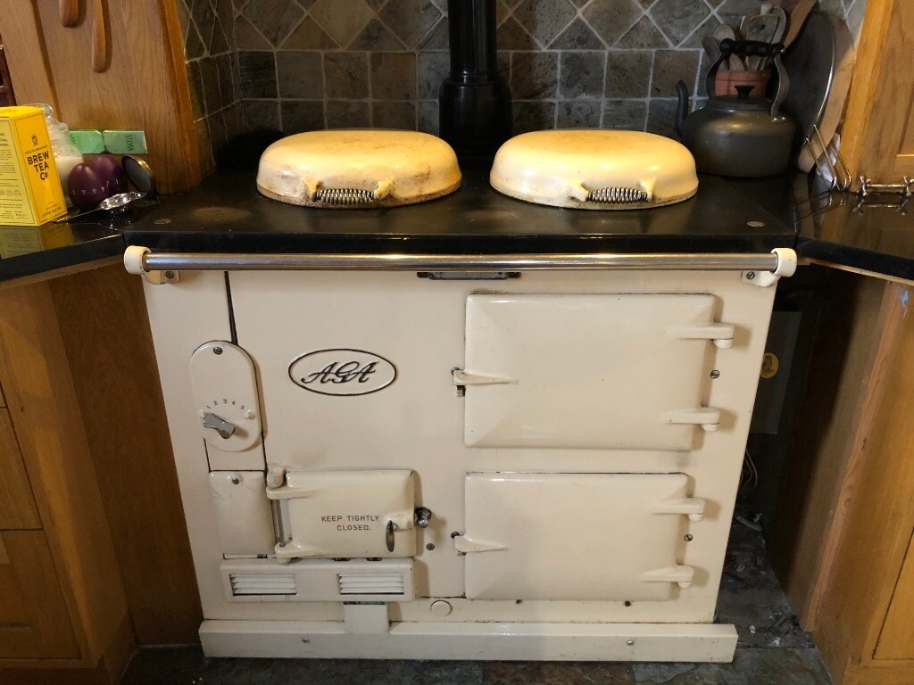 Much loved traditional AGA (solid fuel or with gas conversion) in