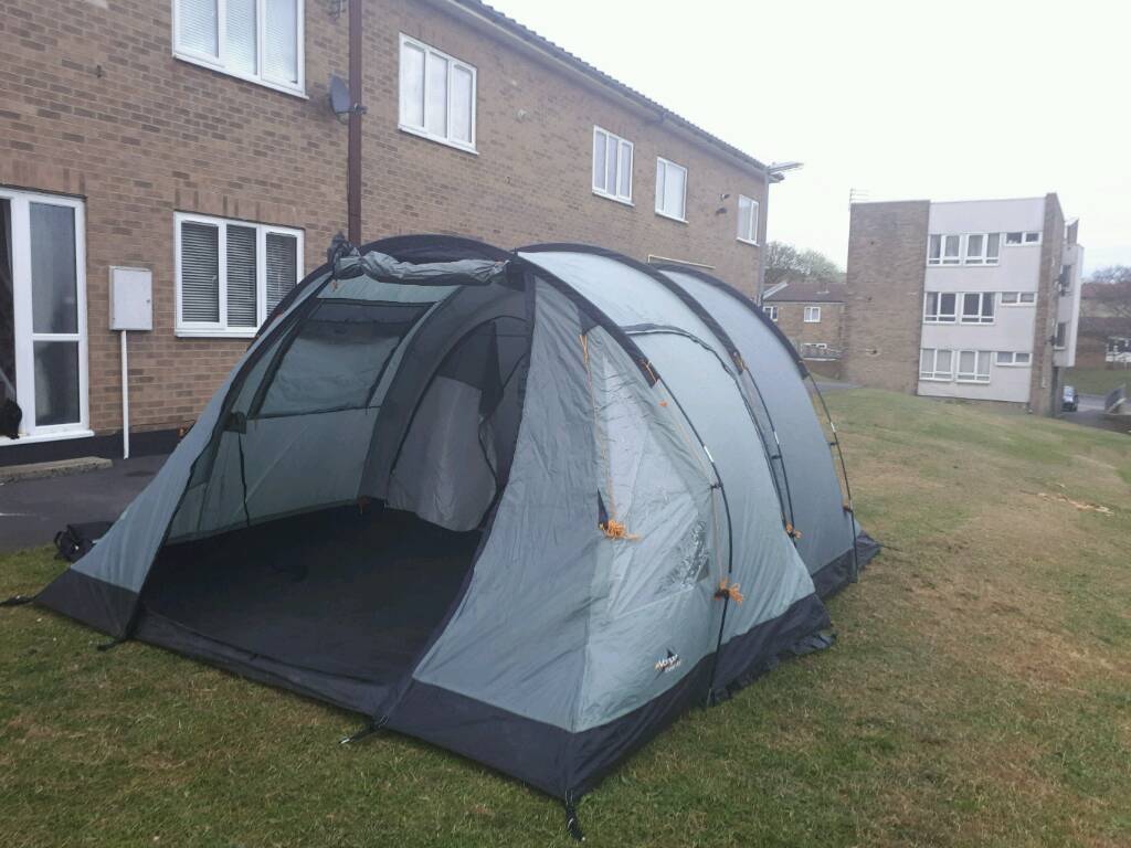 Vango icarus 500 tent bundle with awning, footprint and carpet in