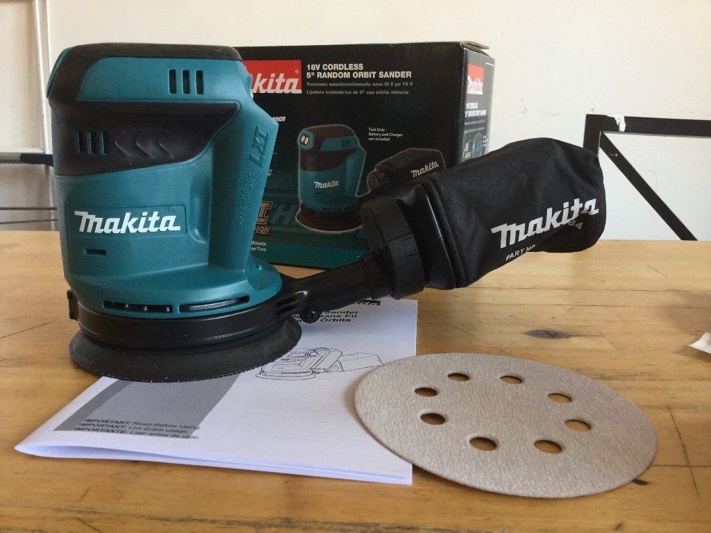 New makita 18v LXT Orbit Sander dbo180z. dbo180. Bare tool in Hackney