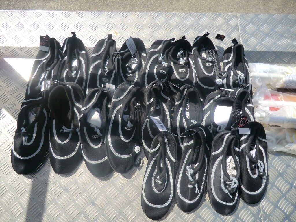 twf beach shoes