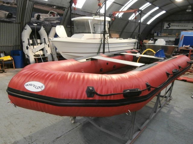 Large 4 Metre Inflatable Boat Unused Aluminium Floor Inflatable