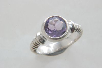 RING heller AMETHYST  925 SILBER  exkl. DESIGNERSCHMUCK  rund facett.