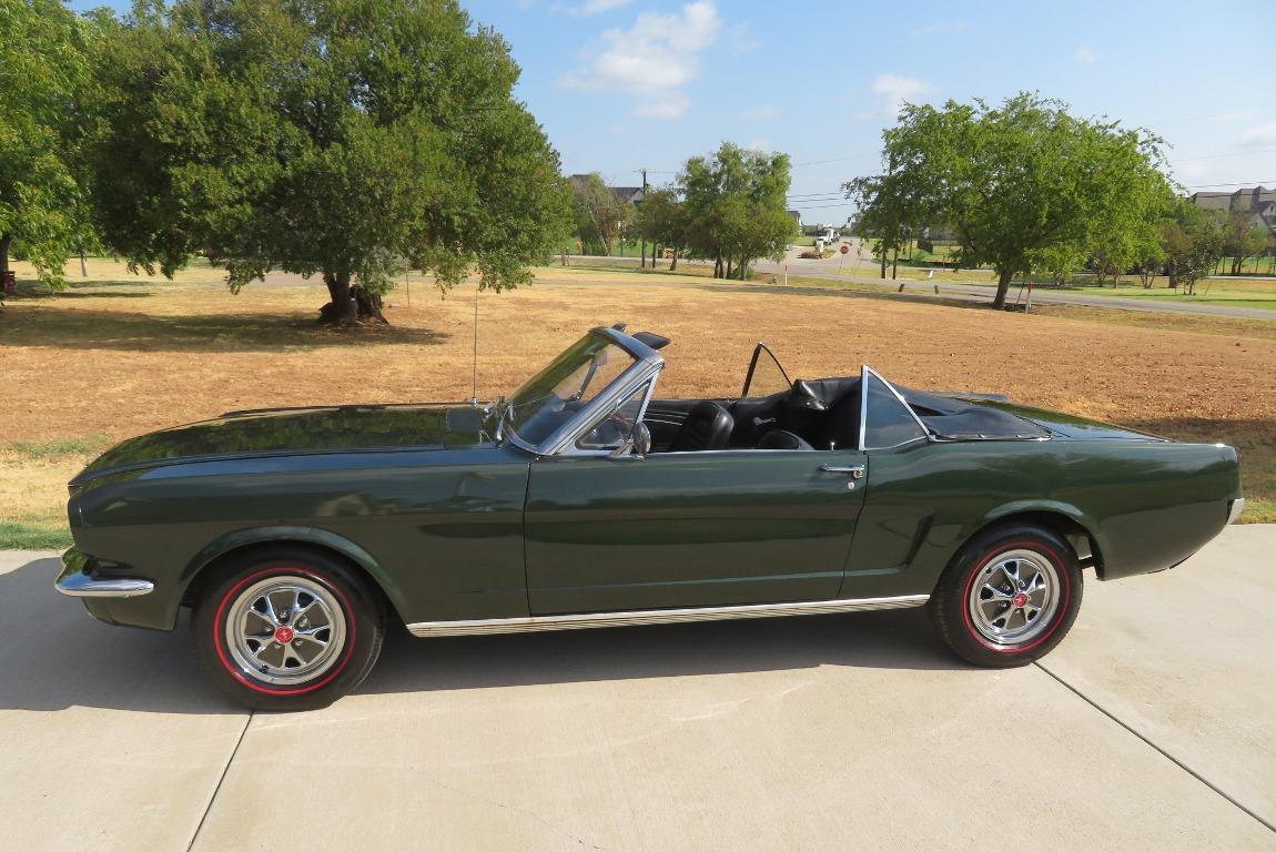 1966 Ford Convertible Mustang Automatic    FREE SHIPPING