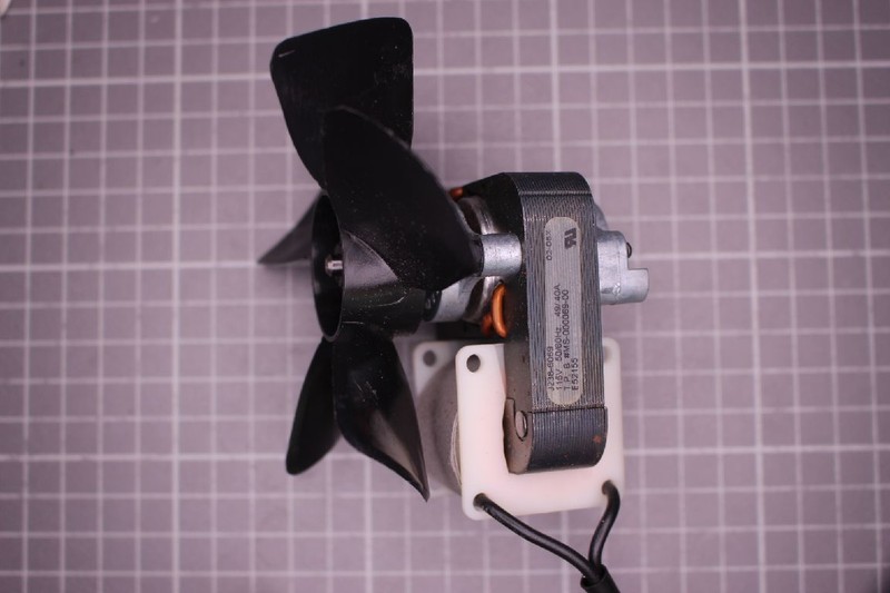 LÃ¼Fter  Exaustor Jakel J238-6069 110vac 50/60 Hz  D 106  H62 Nos