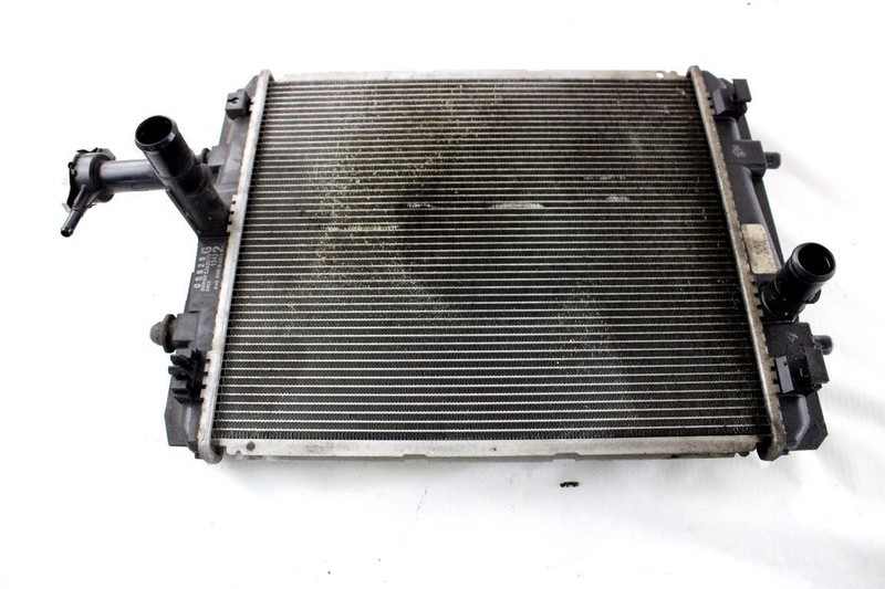 1330p4 Radiateur Eau Peugeot 107 1.0 B 50kw 5m 3p (2013) Piece D'Occasion