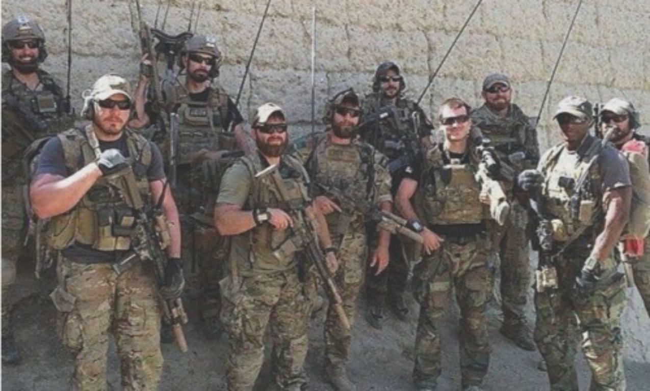 SEAL TEAM SIX 6 US NAVY VETERAN PIN UP SMILE SOME PLACE ELSE