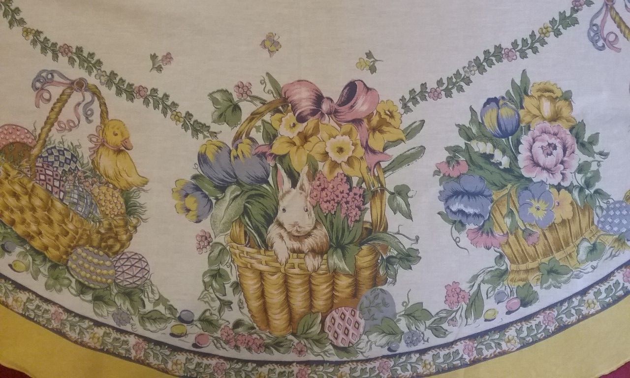 Vintage Easter Oval Tablecloth - Bunny Chicks Eggs Bouquets 89