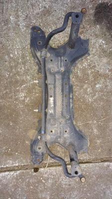 Telaio motore culla chassis TOYOTA YARIS 1999 2005