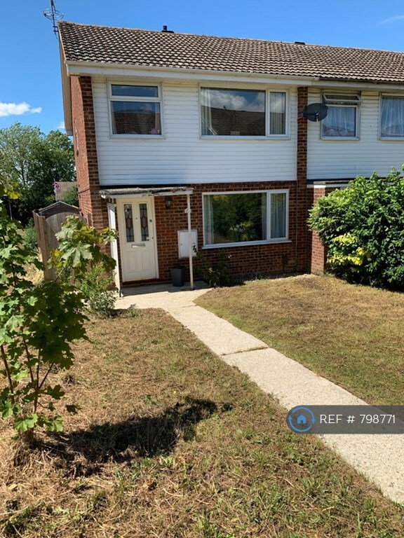 3 bedroom house in Britten Road, Basingstoke, RG22 (3 bed) (798771) in Basingstoke, Hampshire