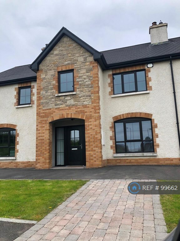 3 bedroom house in Carn Hill, Irvinestown, Enniskillen, BT94 (3 bed) (99662) in Irvinestown