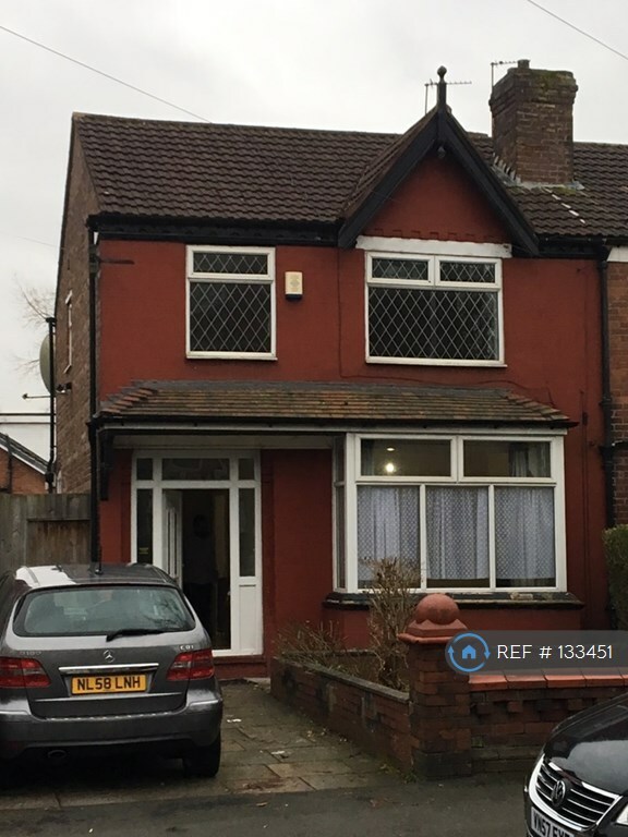 3 bedroom house in Woodlands Road, Manchester, M8 (3 bed) (133451