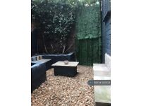6 bedroom house in Ladybarn Road, Manchester, M14 (6 bed) (#1255133)